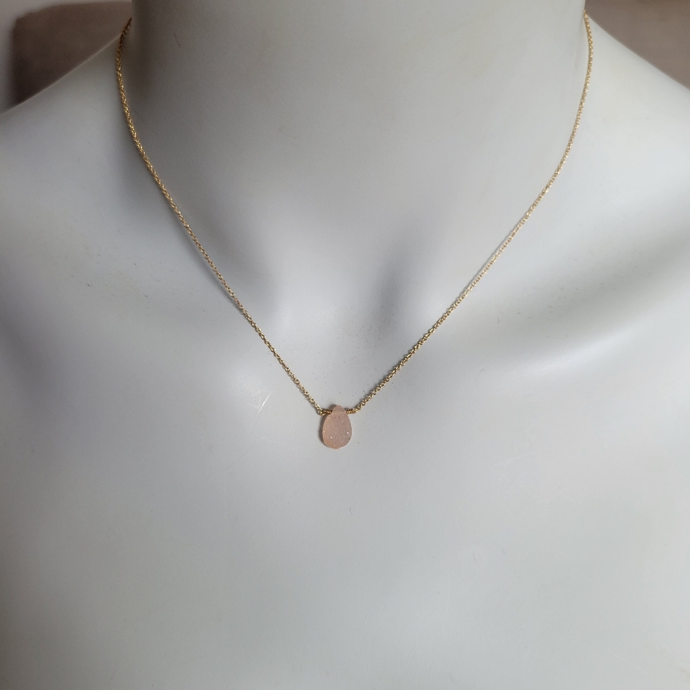 Luna Norte Elegant Gold Pendant Necklace with Pink Tear Drop Pendant